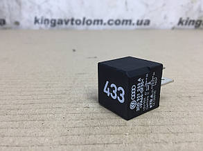 Реле повороту Volkswagen Golf 5 3D0951253A