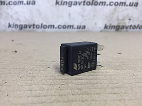 Реле Volkswagen Golf 5 7M0951253C