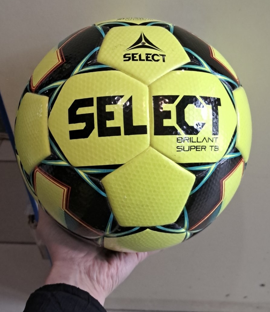М'яч футбольний SELECT Brillant Super TB (FIFA QUALITY PRO)