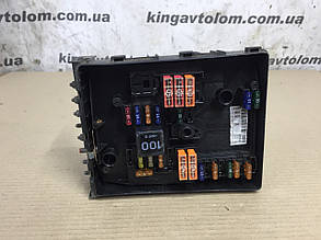 Блок запобіжників Volkswagen Golf 5 1K0937125A