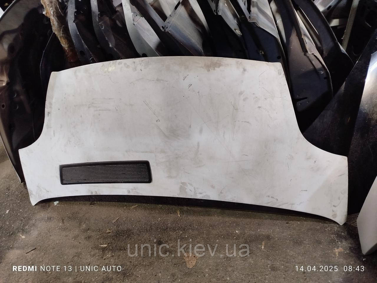 Капот Renault Trafic 2 б/в