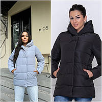 Зимова жіноча куртка