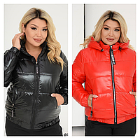 Жіноча коротка зимова куртка