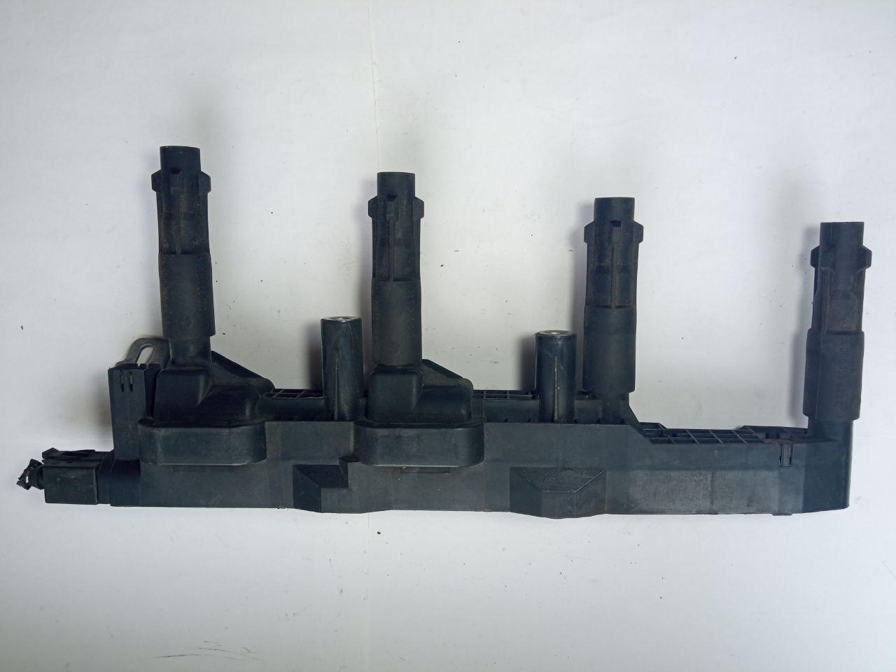 Катушка запалювання Mercedes W-168 AKL A 000 150 13 80 / A0001501380 / ZS 0007 00T130 / ZS000700T130 / 0 221 503 033 / 0221503033, фото 1