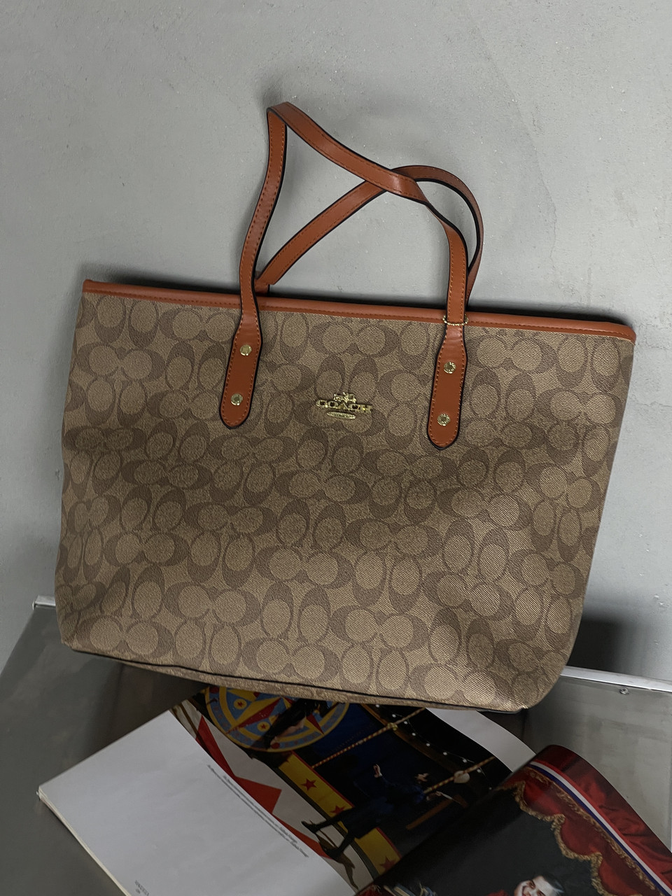 Сумка жіноча Coach Big size бежевий класичний шопер Коуч, фото 1