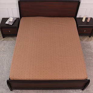 Натяжне двоспальне простирадло бязь на гумці (120*200*25) міцне бавовняне , коричневого кольору з абстрактним принтом №663308, фото 1