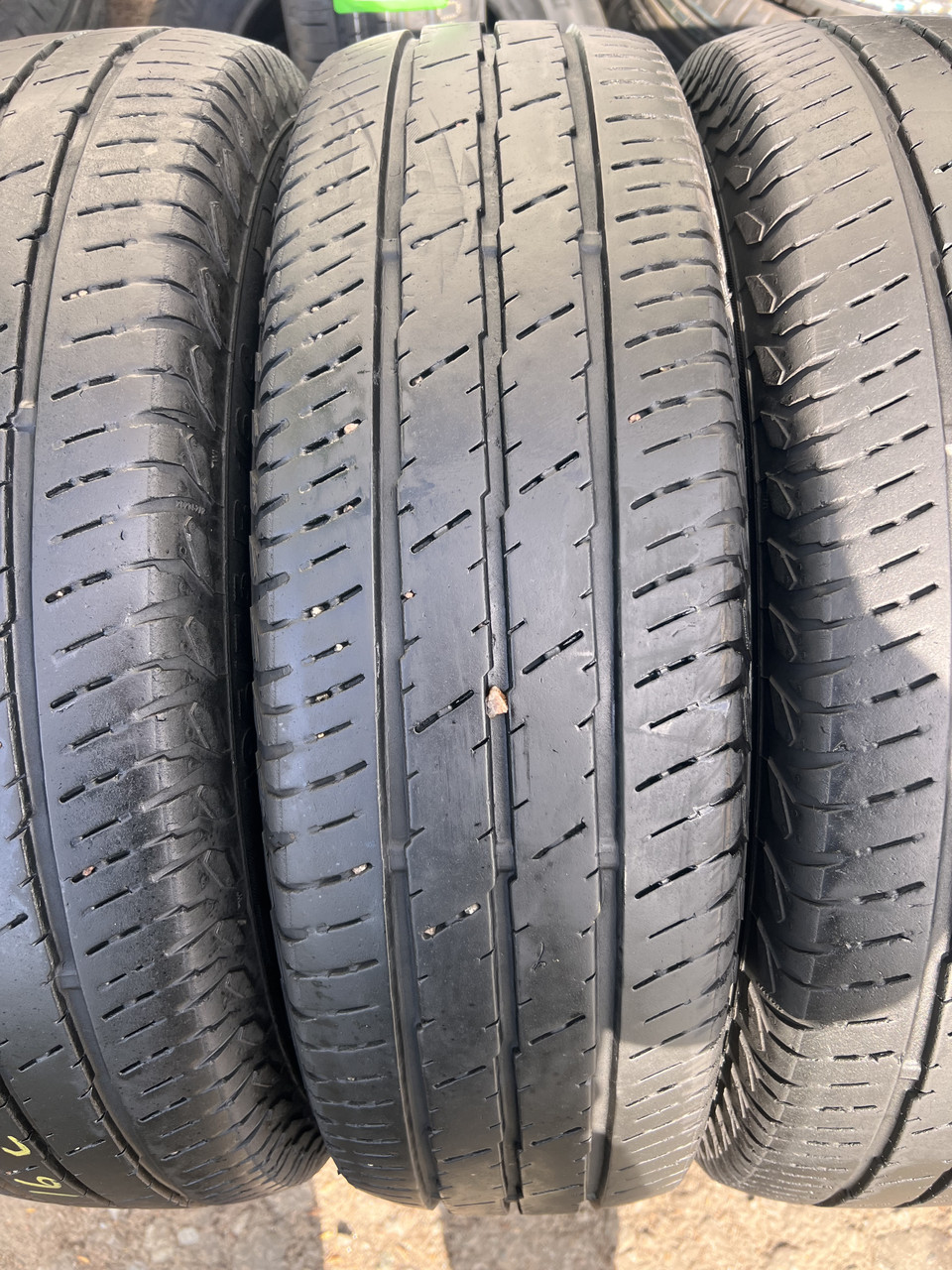 Шини 195 75 16c 107/105R Continental Vanco2
