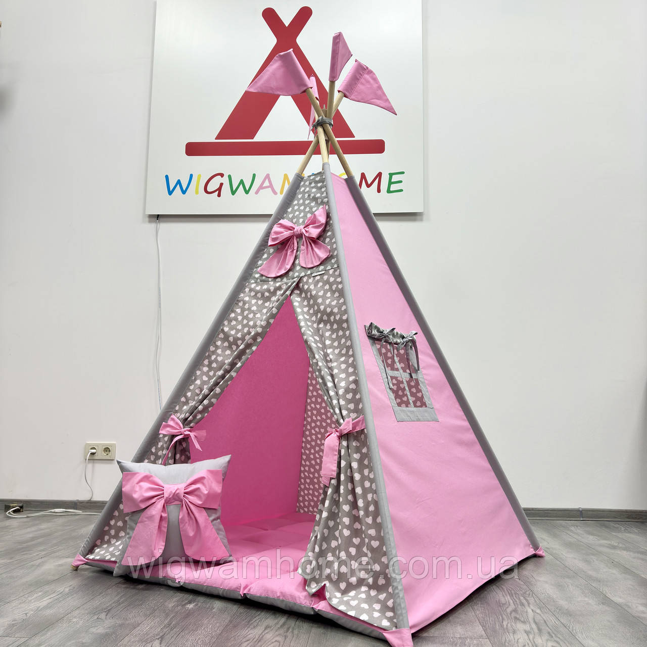 Дитячий Вігвам «Бантики», Повний комплект, В подарунок 🎁 підвіска й прапорці на палиці