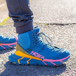 Черевики спортивні