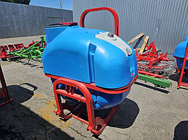 Обприскувач навісний польовий 600/12 м