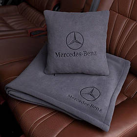 Подушка та плед в автомобіль з логотипом Mercedes, флісовий набір