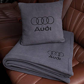 Подушка та плед в автомобіль з логотипом AUDI, флісовий набір