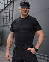 Футболка чорна