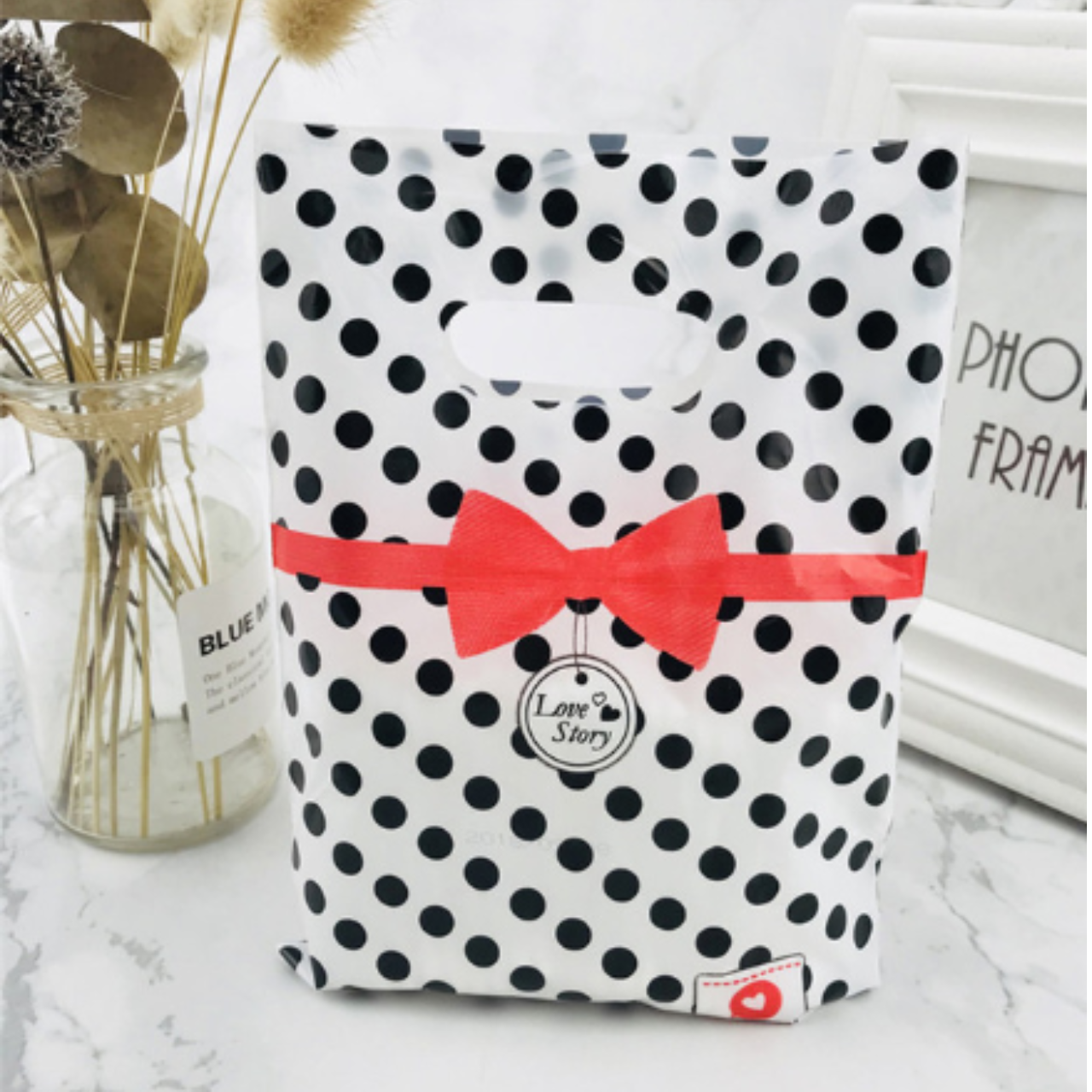 Пакети із вирубною ручкою 15x20 см 100 шт пакет банан, фото 1