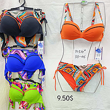 Купальник розмір 38-46 матеріал еластан колір показаний на зображенні в пакованні від 10 шт.