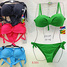 Купальник розмір 38-46 матеріал еластан колір показаний на зображенні в пакованні від 10 шт.