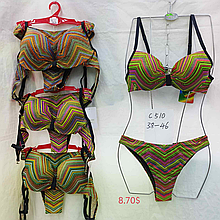 Купальник розмір 38-46 матеріал еластан колір показаний на зображенні в пакованні від 10 шт.