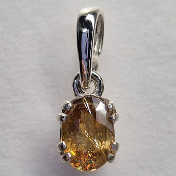 Срібний кулон жіночий з природним каменем титанітом (сфеном) Підвіска срібна ручної роботи