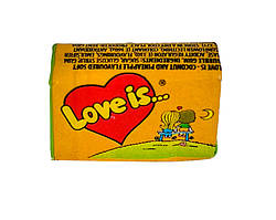 Жувальні гумки LOVE IS