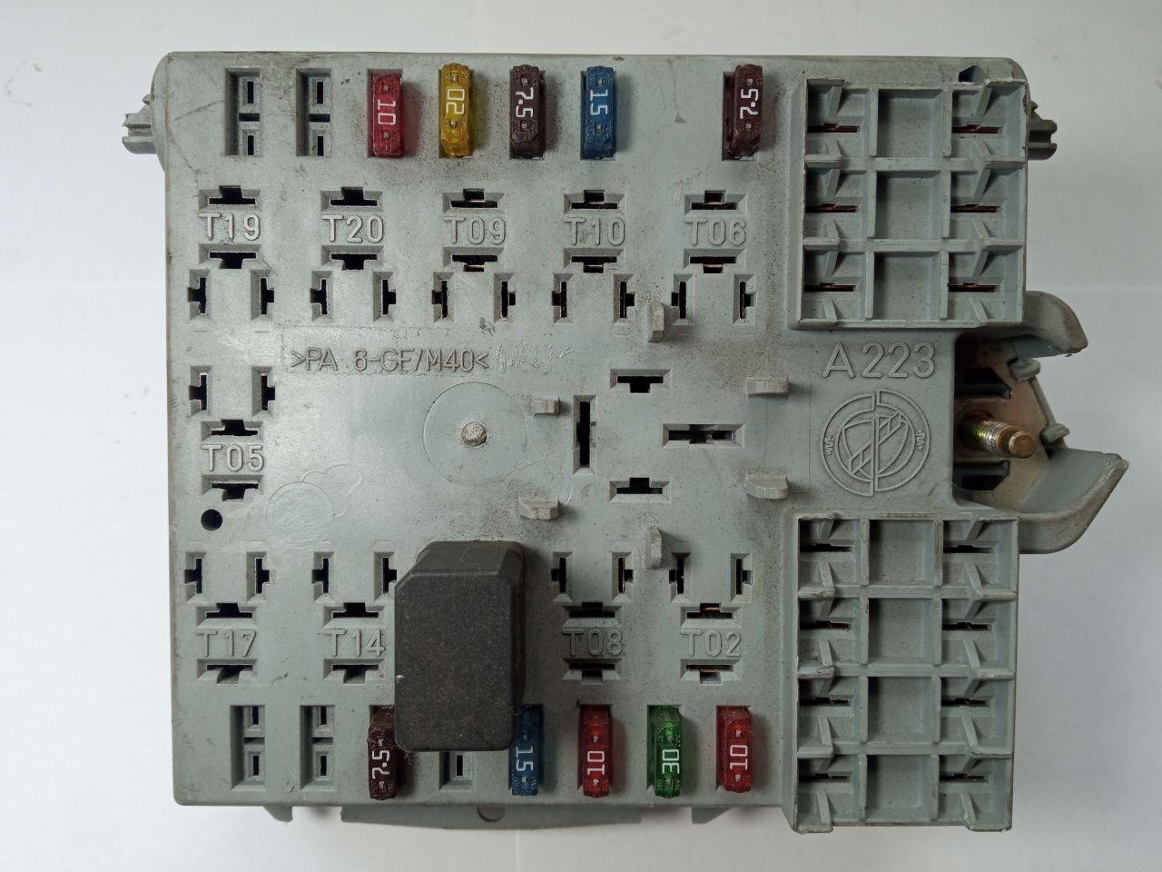 Електронний блок запобіжників Fiat Punto Tyr 188 46763644 / FIRE / 068001