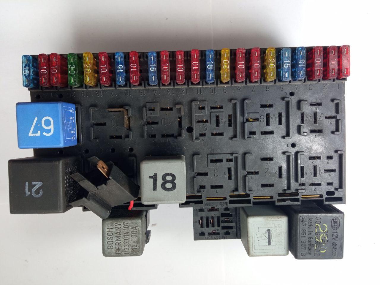 Електронний блок запобіжників Seat Toledo / Volkswagen / Audi 357 937 039 / 357937039