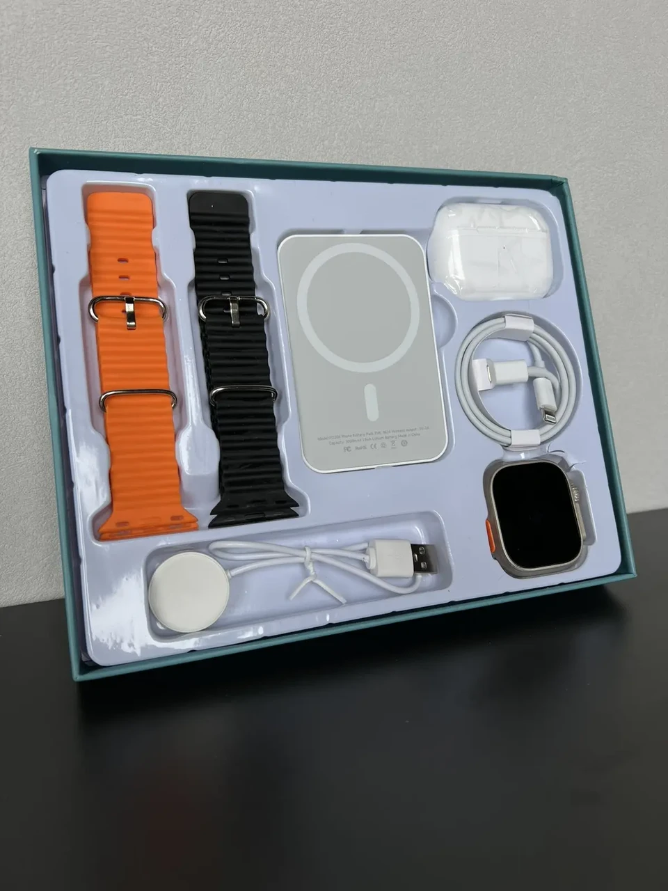 Набір 5 в 1 годинник + навушники + бездротовий павербанк + кабель для бездротової зарядки телефону + зарядний пристрій, фото 1