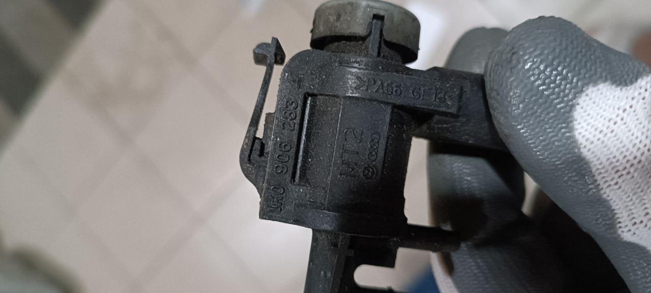 Клапан вакуумний фольцваген, фото 1