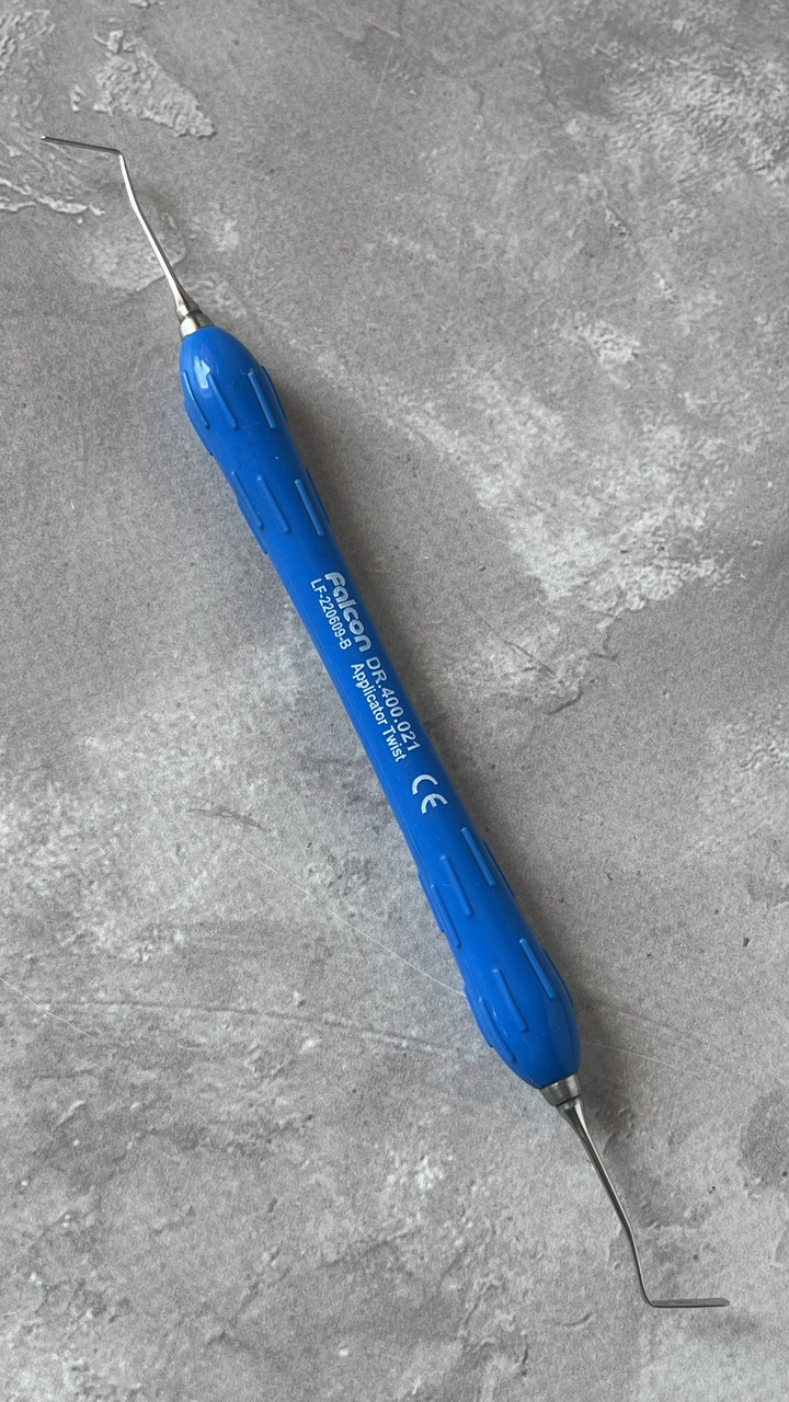 Гладилка Falcon DR.400.021 Compo-Art, гнучкий шпатель Applicator Twisted, 1 штука