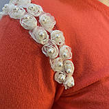 Светр жіночий тонкий гольф квіти на плечі 44 кораловий, фото 4