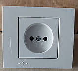 Розетка електрична одинарна біла GRANO OVIVO прихованого монтажу врізна без заземлення, фото 4