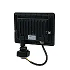 Світлодіодний прожектор Lightwell LW-FL-B-20-S з датчиком руху (20 Вт), фото 2