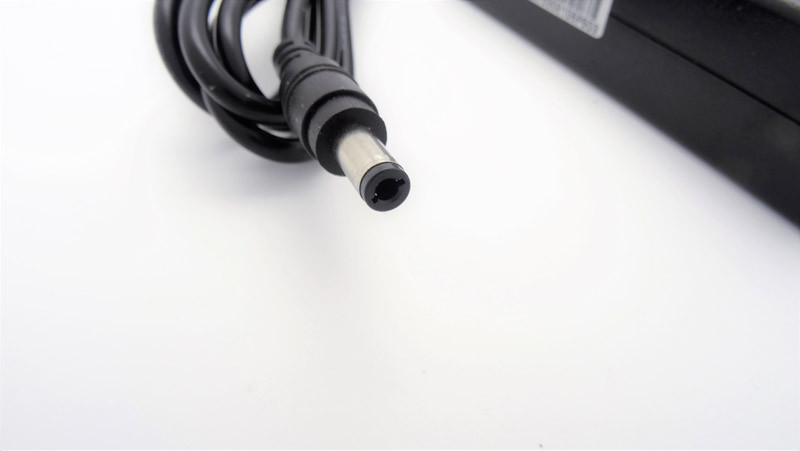 Блок живлення для ноутбука Lenovo 20V, 3.25A, 65W, 5.5*2.5мм, 3 hole, прямий роз'єм, black (без кабеля!)
