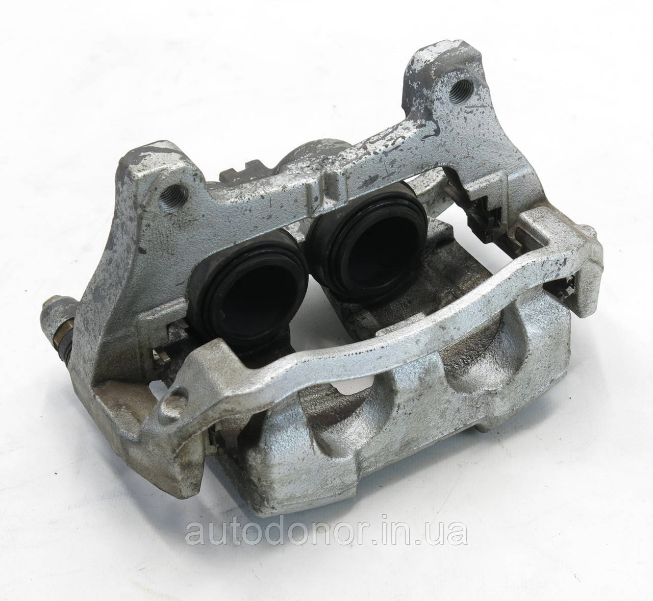 Супорт передній правий AWD Nissan Ariya (22-) D1111-5MR0A