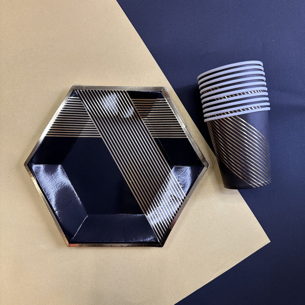 Набір посуду красивий для свята Чорний з золотом, фото 1