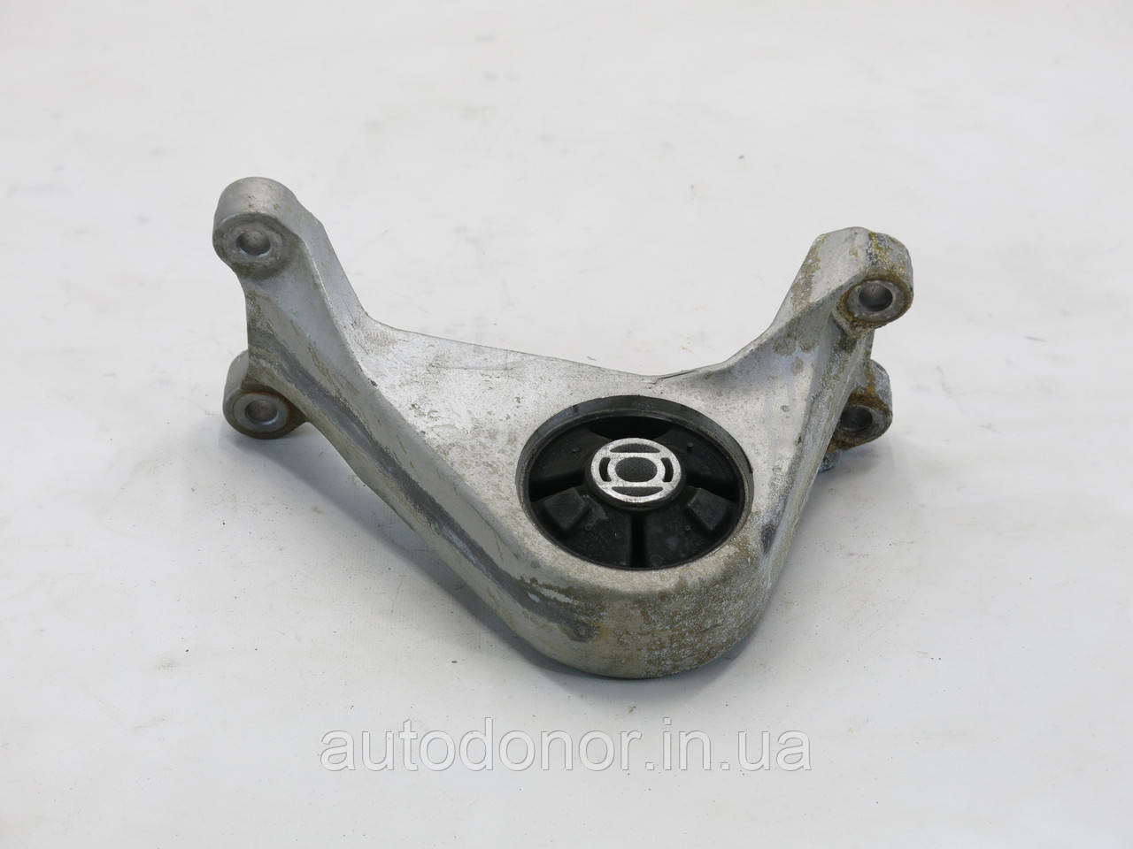 Опора переднього двигуна задня Nissan Ariya (22-) 11320-5MP0A
