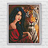 Алмазна мозаїка/вишивка Дівчина з тигром з голограмними стразами 40*50 см Ідейка AMO 7808, фото 6