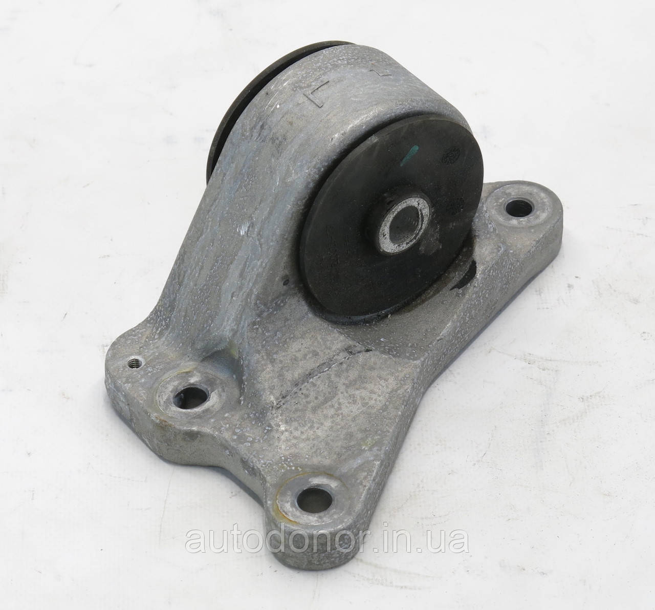 Опора переднього двигуна передня ліва Nissan Ariya (22-) 11220-5MP0A