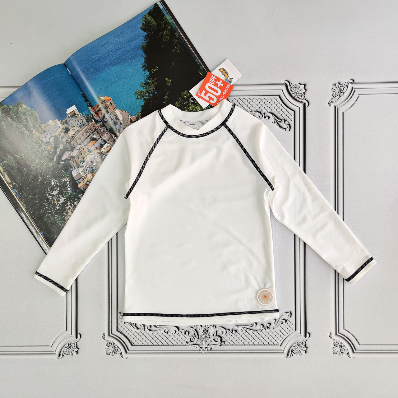 Дитяча біла сонцезахисна футболка для плавання з upf 50+