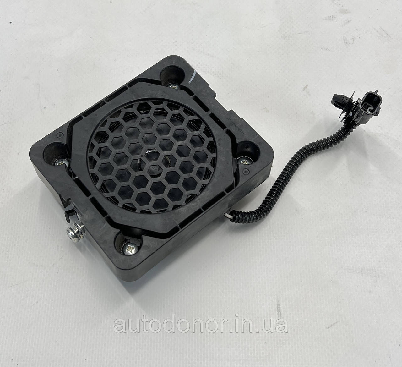 Пішохідний динамік правий Nissan Ariya (22-) 281H0-5MP0A