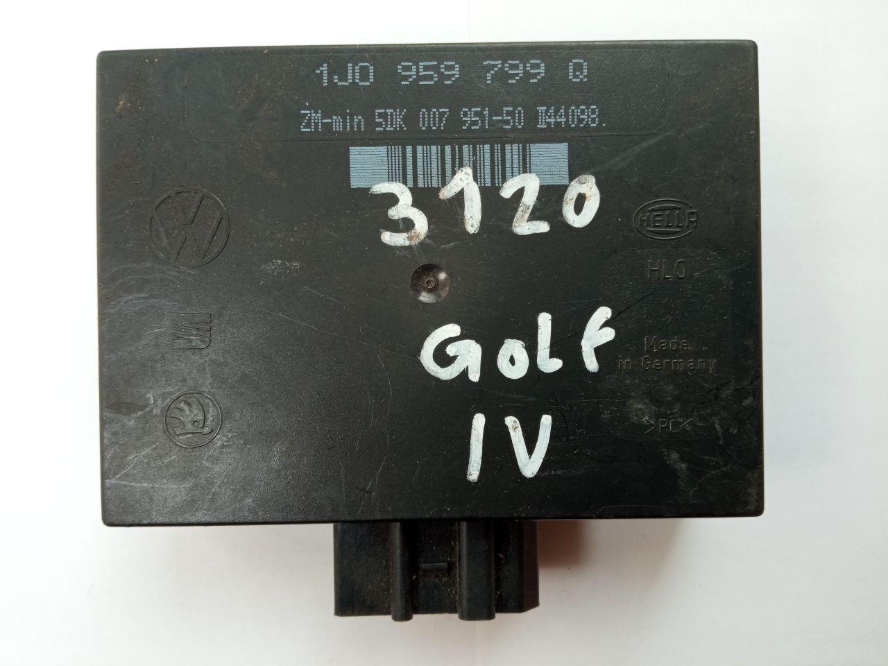 Електронний блок керування Seat / Skoda / Volkswagen Golf4 Hella 1J0 959 799 Q / 1J0959799Q / 3120, фото 1