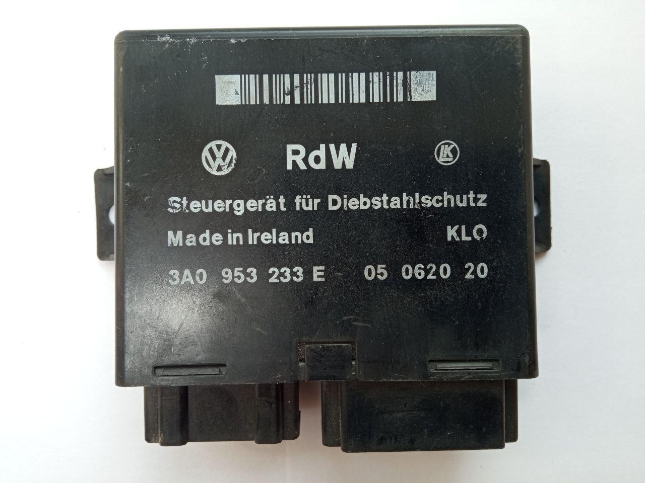 Електронний блок керування Volkswagen Passat 35i 3A0 953 233 E / 3A0953233E / 05 0620 20 / 05062020