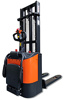 GTM Штабелер електричний самохідний 1,5т/3,6м 2*12В/106Ah з площ. оператора, довж. вил-1150мм