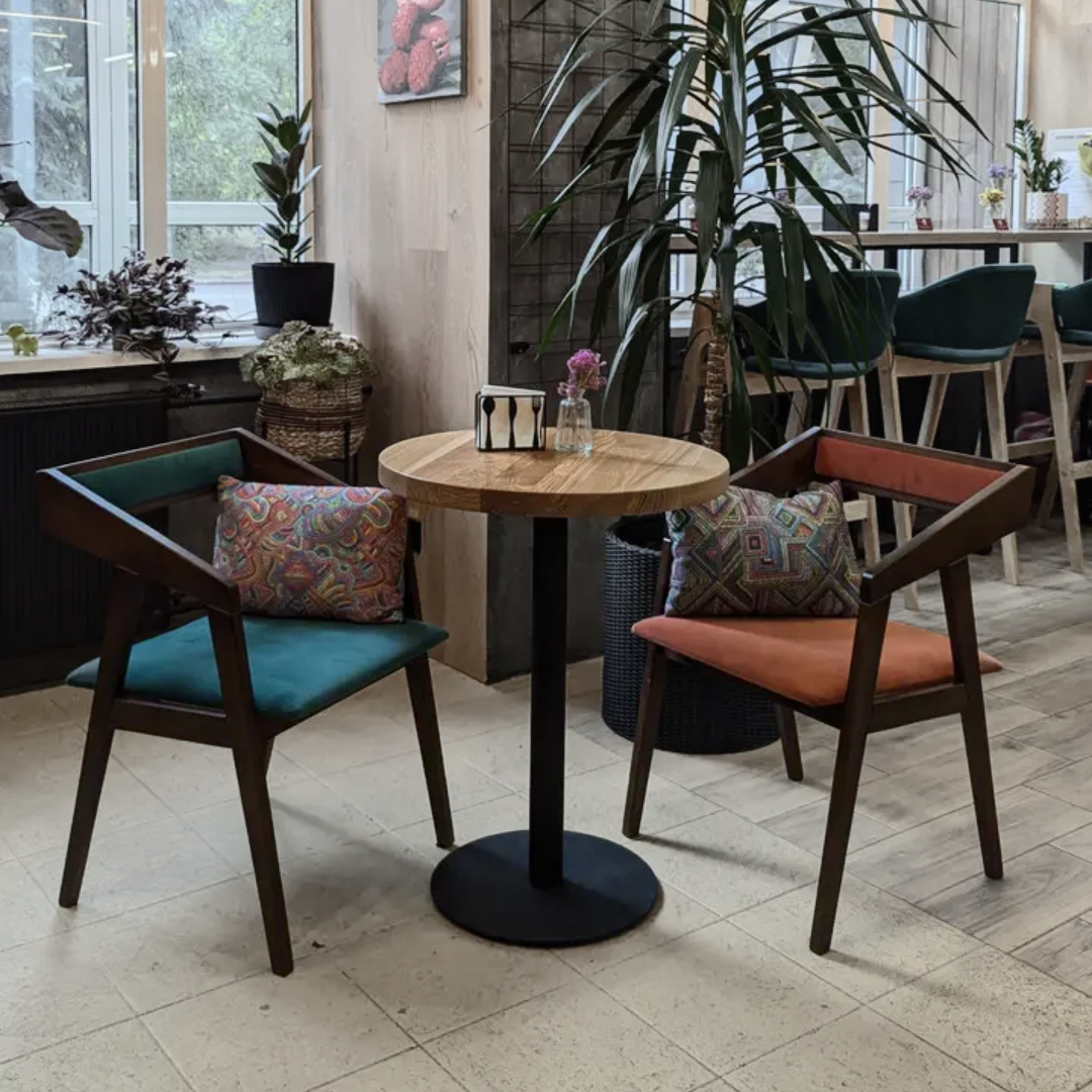 Комплект для Horeca Круглий Стіл "Серія 2" 600 мм і стільці "Гранде" з масиву ясена