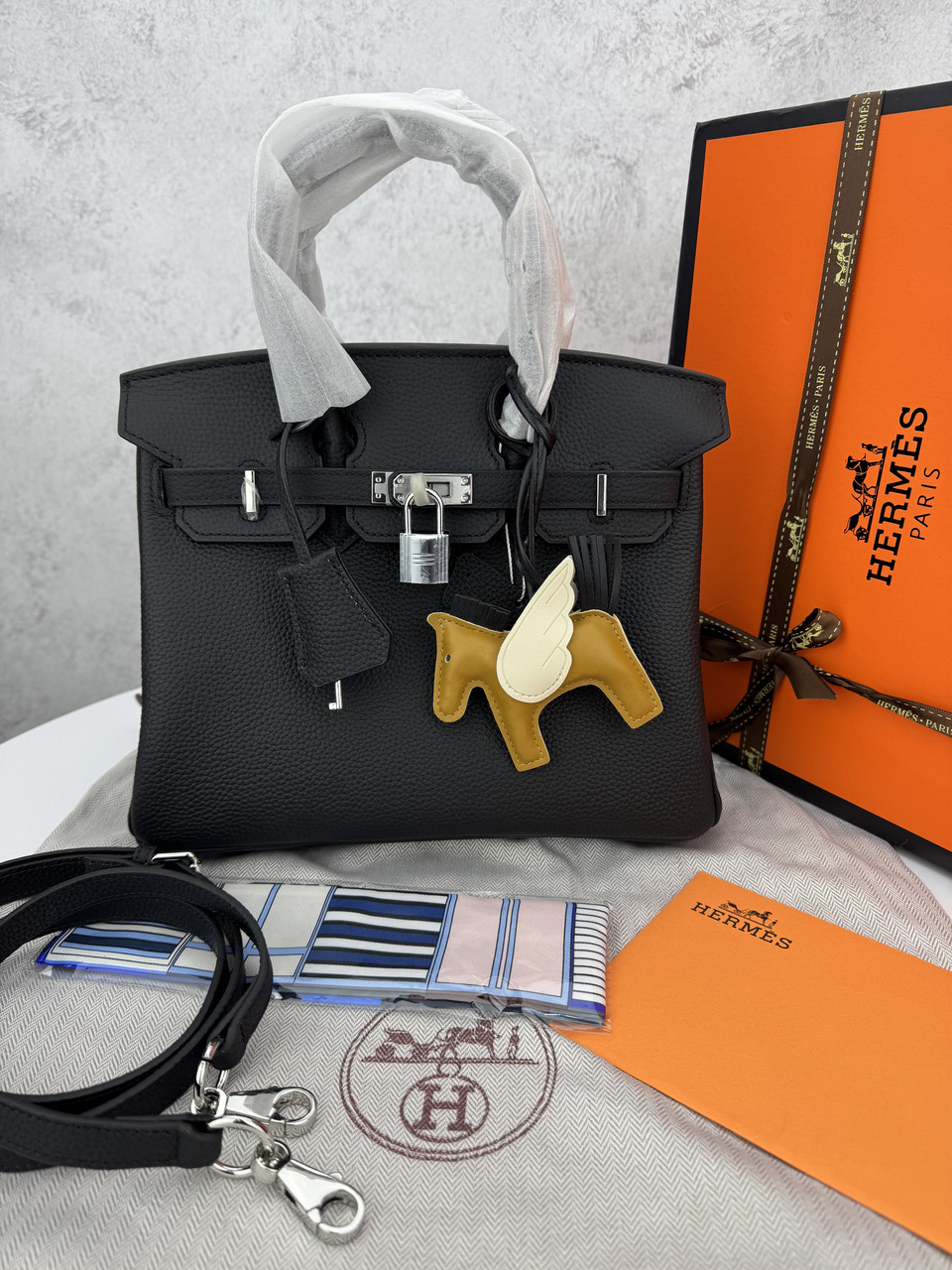 Hermes Birkin Black Silver 25