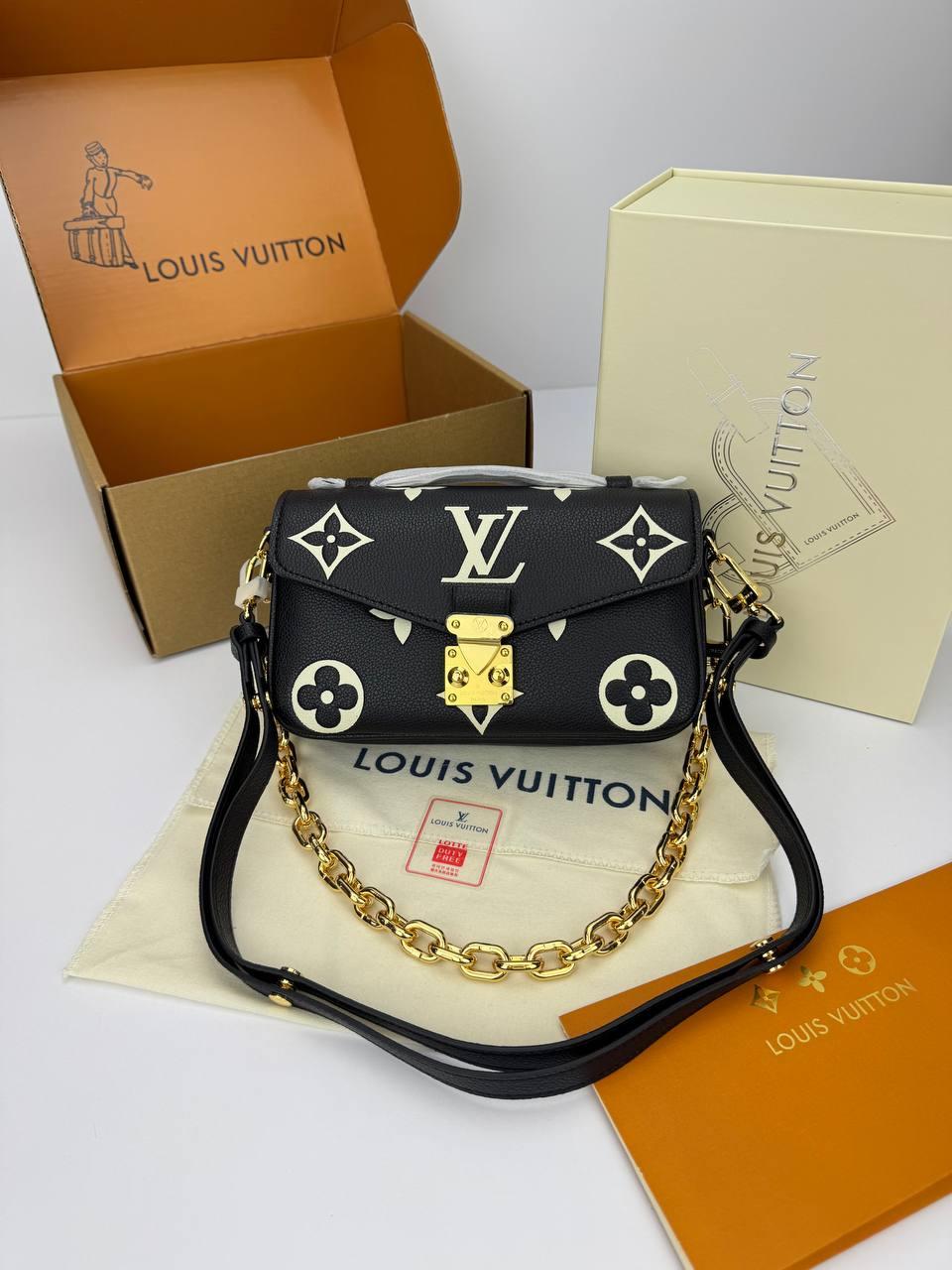 Louis Vuitton Pochette Metis East West Black