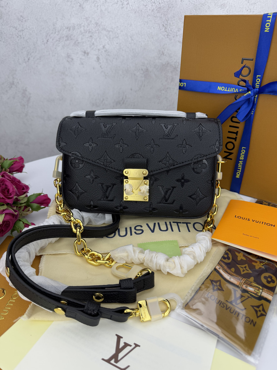 Louis Vuitton Pochette Metis East West Black 1:1