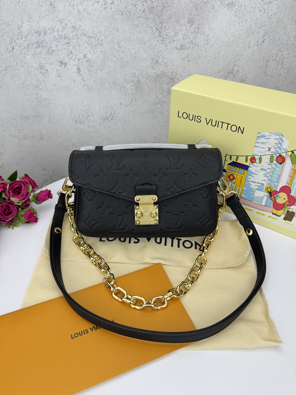 Louis Vuitton Pochette Metis East West Black