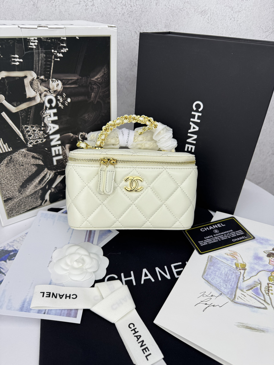 Chanel Milk Gold (дзеркало)