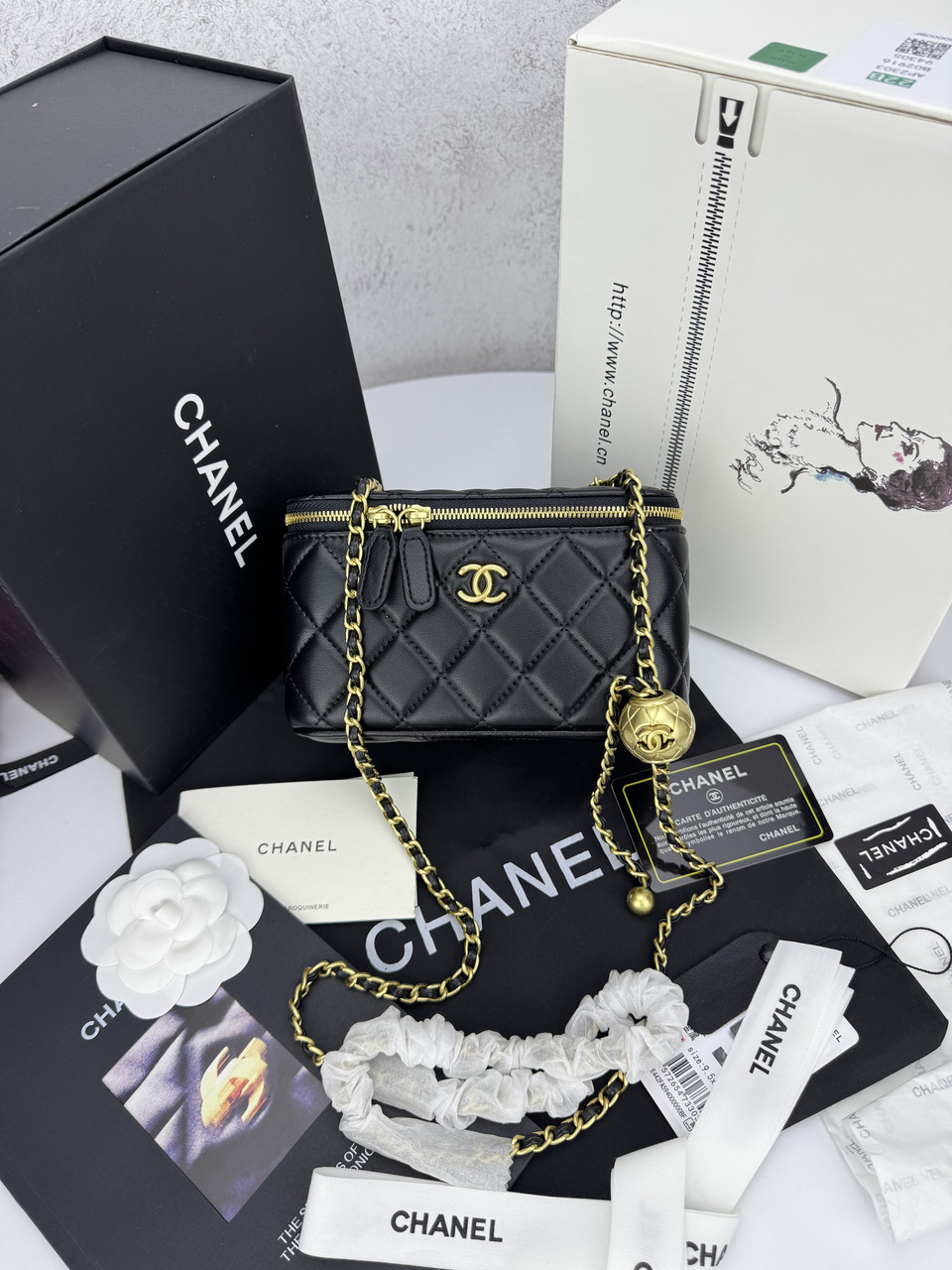 Chanel Black (з дзеркалом)