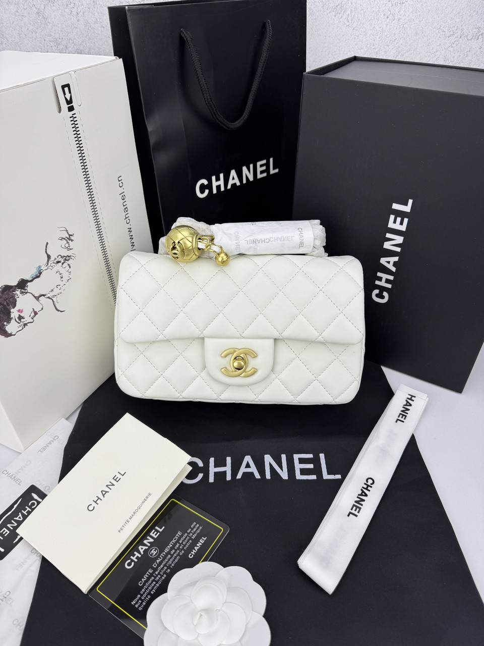 Chanel Mini Milk, фото 1